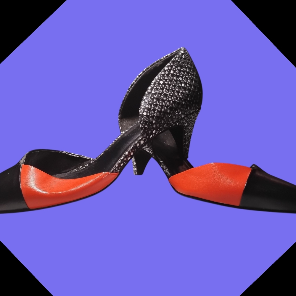 Nine West Elegant Black and Red Women's Heels Size 8